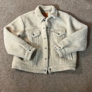 Levi’s trucker jacket fleece